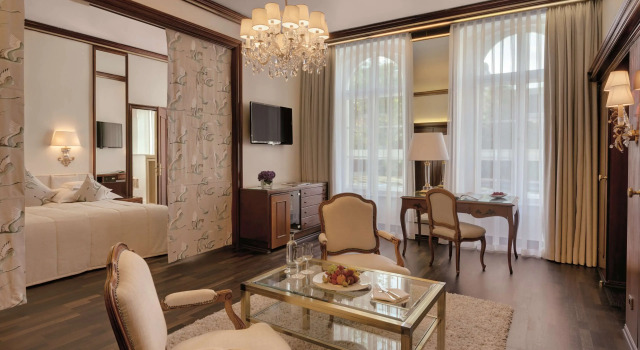Полулюкс Hotel Europäischer Hof Heidelberg, Bestes Hotel Deutschlands in historischer Architektur