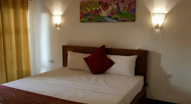 Swara Homestay 2, Забронировать Отель Отели провинции Бали с завтраком, Завтраки