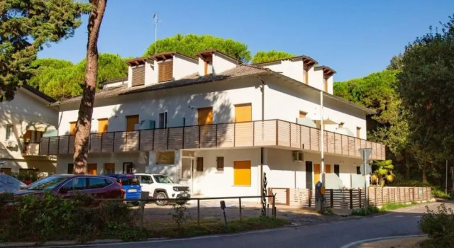 Comfy Accommodation With Balcony, Book Lejlighed Hoteller i Friuli Venezia Giulia med parkering, Parkering