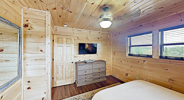 Smoky Mountain Basecamp: 2 Luxe S W/ Hot Tubs 7 Bedroom Cabin, Забронировать Дом для отпуска Севьервилл Great Smoky Mountains National Park