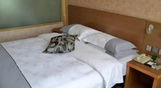 Super 8 Hotel Urumqi Meihao, Rezerwuj Hotel Urumqi Xinjiang