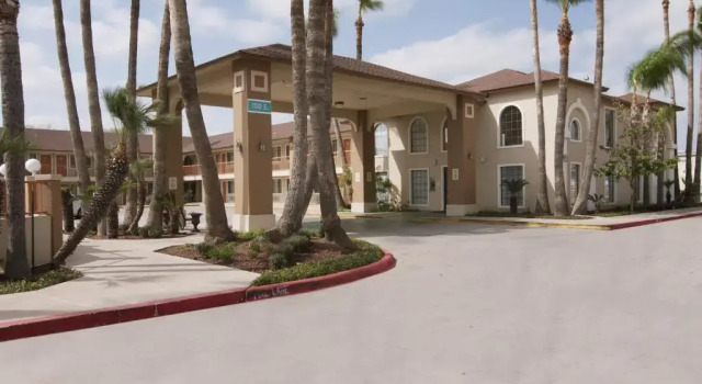 Texas Inn & Suites