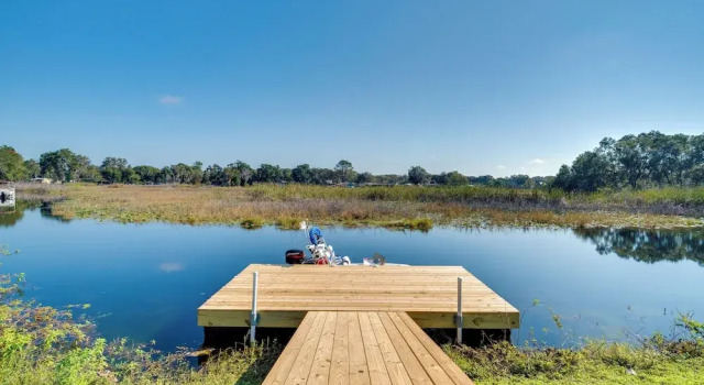 Waterfront Inverness Abode with Private Dock, Réserver Maison de vacances Inverness Floride
