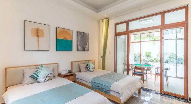 Вилла с 5 комнатами Litu Holiday Villa