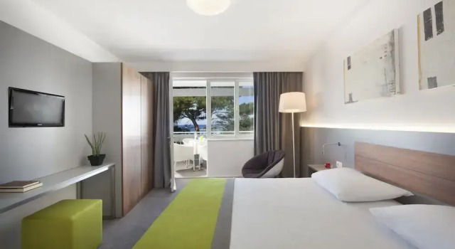 Люкс с балконом Maistra Select Pineta Hotel