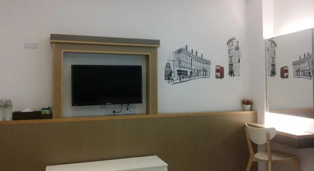 Hualien Melihai B & B, Забронировать Отель Отели Хуалянь с парковкой, рядом с Парк Наньбинь, Парковка