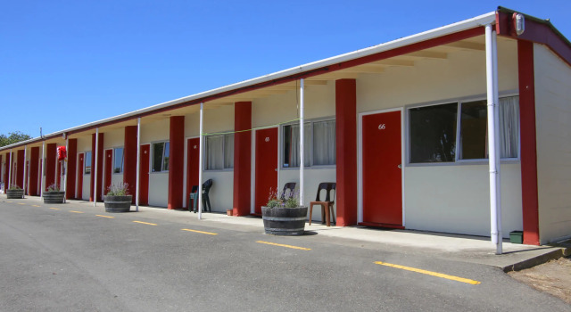Tāhuna Beach Holiday Park, Забронировать Курортный отель Тахунануи Нельсон