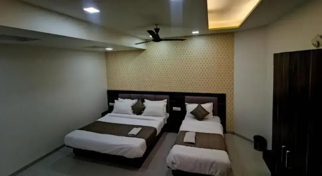 Hotel Rk Villa, Rezervovat Hotel Hotely v Gujarat s parkováním, Parkování