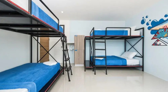 Slowlife Beach - Hostel, Забронировать Хостел Най-Янг-Бич остров Пхукет