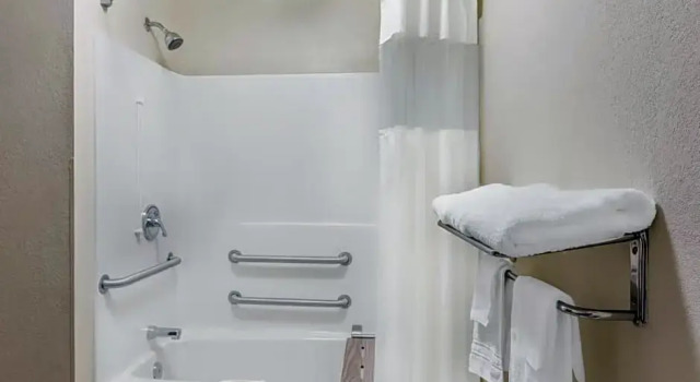 Двухместный люкс c 1 комнатой SureStay Hotel by Best Western Morganton
