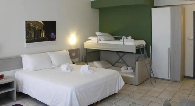 Четырёхместный номер Best Quality Hotel Politecnico