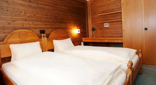 Hotel Ambiente, Забронировать Отель Зас-Фе Saastal