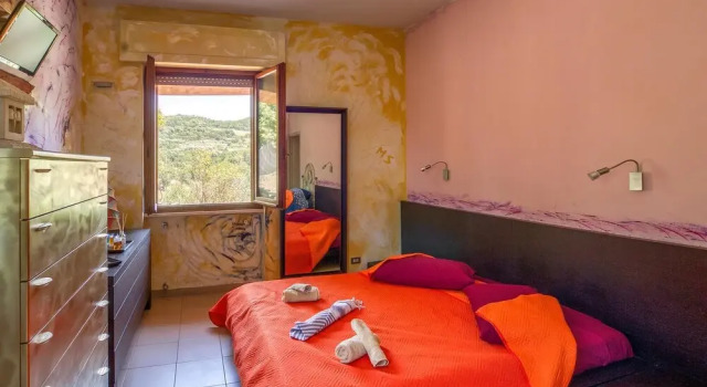 Beautiful Home in Montegiovi With Wifi and 2 Bedrooms