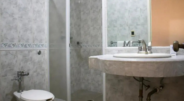 Трёхместный номер Standard Hotel El Monte