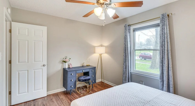 Коттедж Mebane Home w/ Private Yard: Steps to Downtown!