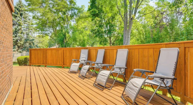 Коттедж Bike & Kayak: Lakefront Prospect Heights Home