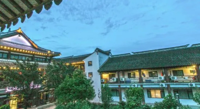 Zhuozheng Bieyuan Hotel, Забронировать Отель Сучжоу Китай, рядом с Сад Скромного чиновника