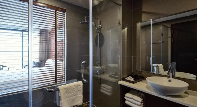 Двухместный номер Standard с балконом и с видом на море The Marron Hotel