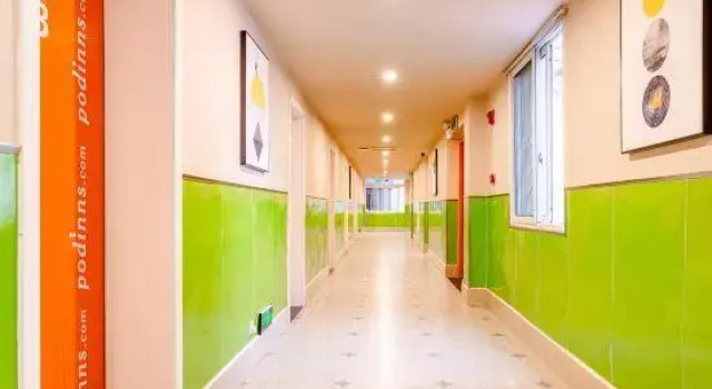 99 Inn Gaoqiao Market Stores