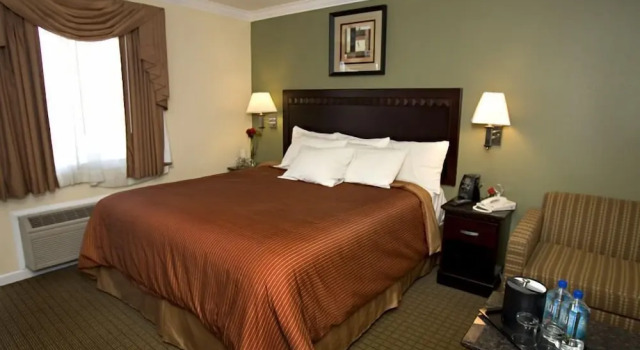 Номер Standard North Bay Inn