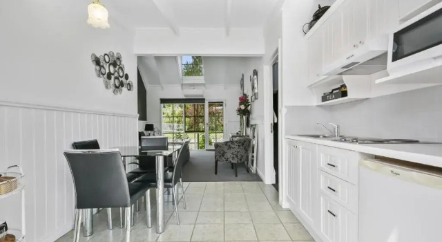 Студия Deluxe Creek Cottage Bed and Breakfast Traralgon
