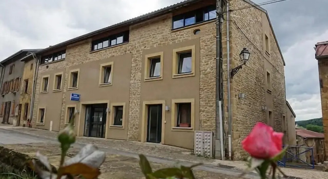 Le Relais Renaissance, Rezervați Hotel Marville 