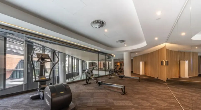 Melbourne Private Apartments - Collins Street Waterfront, Docklands, Забронировать Апартаменты/квартира Докландс Мельбурн, рядом с Пристань для яхт «Е»