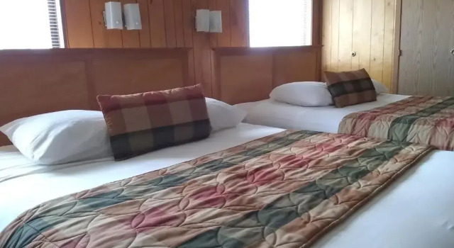 Четырёхместный номер Standard The Orca Inn