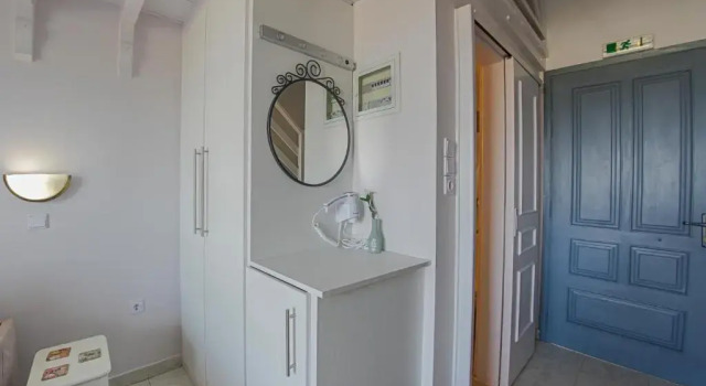 Апартаменты с частичным видом на море Irida Holiday Apartments