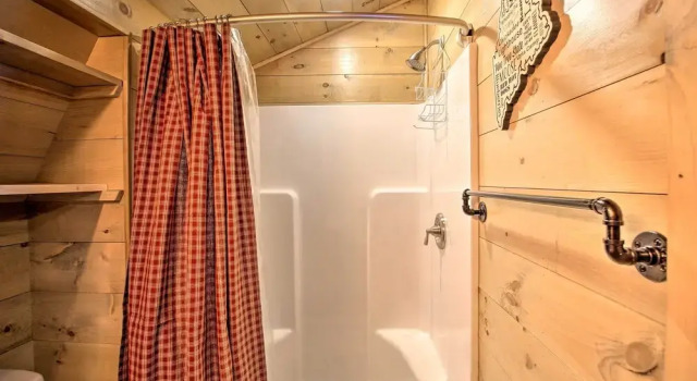 Апартаменты Sebago Lake Haven: Water Views, Steps to Shoreline