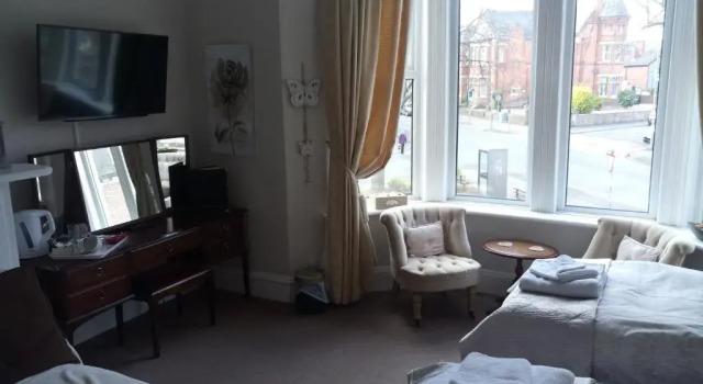 Трёхместный номер Standard Warwick Lodge