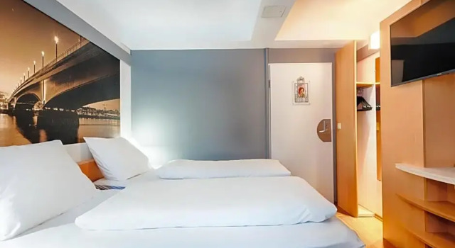 Номер Standard B&B Hotel Bonn-City