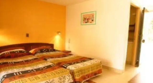 Savana Saly, Rezervovat Hotel Hotely v Thiès s parkováním, Parkování