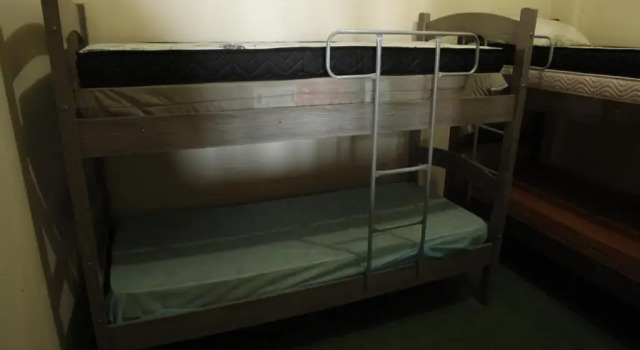 Кровать в общем номере (женский номер) Hostel Sol & Mar