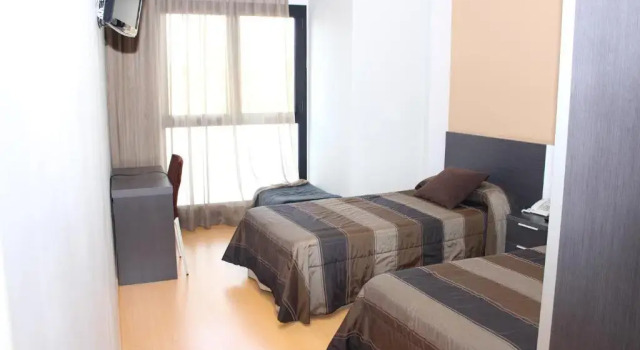 Двухместный номер Standard Hotel Ciutat dAmposta