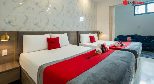Семейный номер Standard RedDoorz Near Tan Dinh Market 3