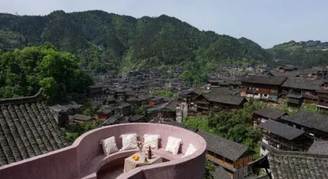 Mountain Live Inn (Xijiang Qianhu Miao Village Store), Забронировать Отель Бизнес-отели Xijiang, 4* 5*