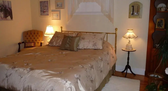 Lavigne Gourmet B&B, Varaa Bed and Breakfast Saanich Vancouver island