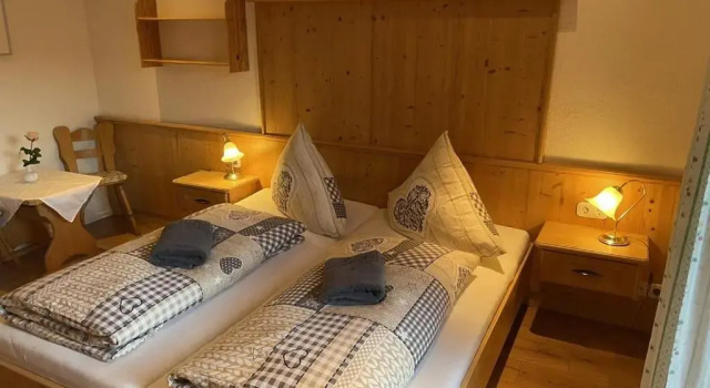 Hotel Almrausch, Varaa Hotelli Hotellit Baijeri pysäköinnillä, Pysäköinti