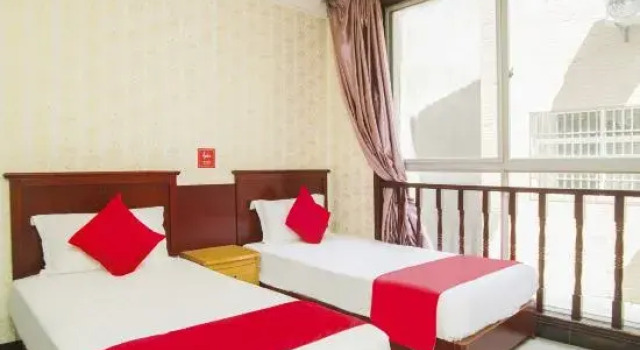 Люкс OYO yichang kangju hotel