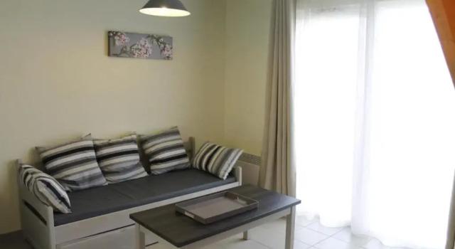 Les Cottages du Saleys - Casalys 3p 6p, Забронировать Отель Отели Сали-де-Беарн с бассейном, Бассейн