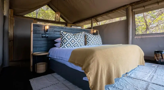 Little Sable, Book Hotel Hotels in Okavango Delta with Parking, Parking