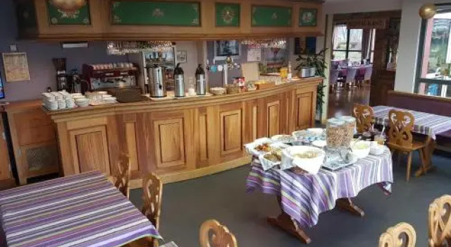 Hotel Restaurant La Tour Romaine, Rezervasyon Otel Haguenau Bas-Rhin