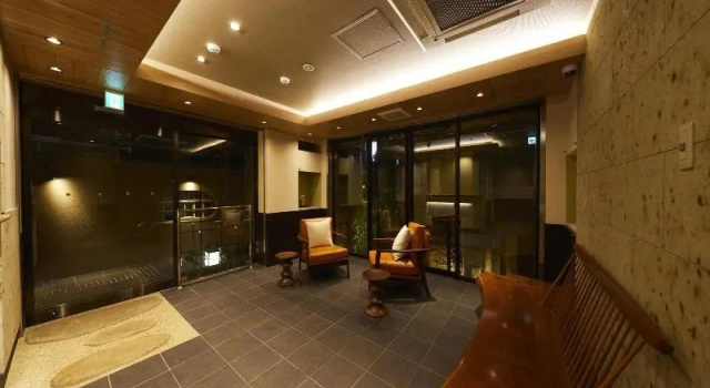 Rinn Hostel Miyagawacho, Забронировать Отель Higashiyama Ward , рядом с Железнодорожный вокзал Каварамати
