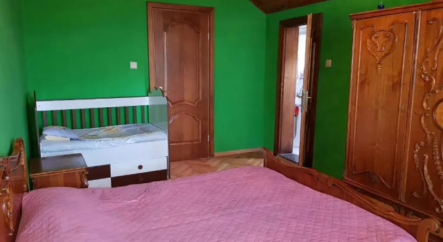 Holiday House Jiji, Prenota Hotel Hotel a Tbilisi con parcheggio, Parcheggio