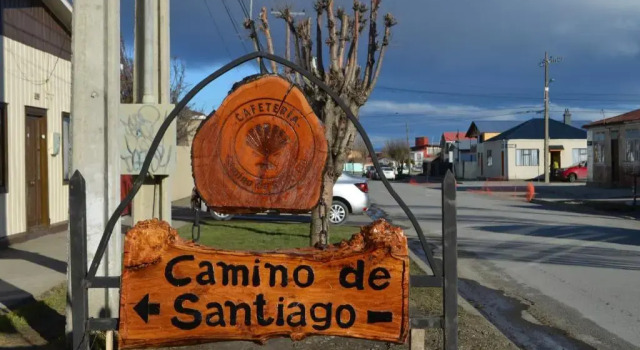 Hostal Camino de Santiago, Забронировать Хостел Отели Пуэрто-Наталеса с парковкой, рядом с Puerto Natales Main Square, Парковка