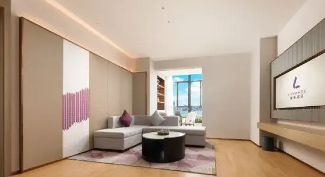 Люкс Deluxe Lavande Hotel (Xixiu Beach, Binhai Avenue, Haikou)