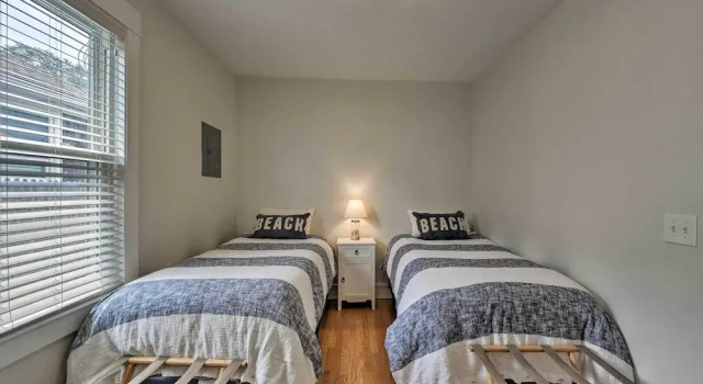 Idyllic Newport Area Cottage - Walk to First Beach, Забронировать Дом для отпуска Миддлтаун штат Коннектикут