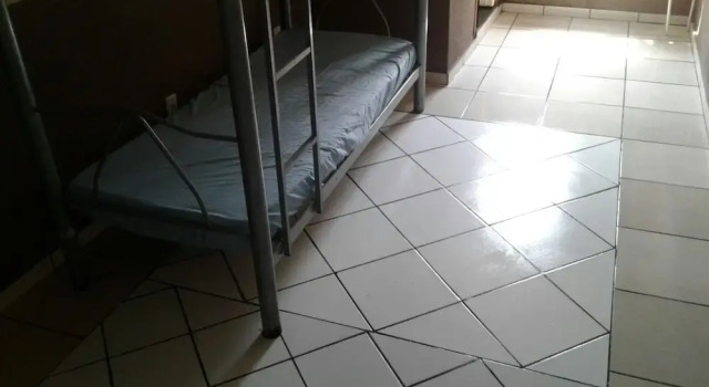 Alojamento PBH - Hostel, Забронировать Хостел Хостелы штата Рио-де-Жанейро, Хостел