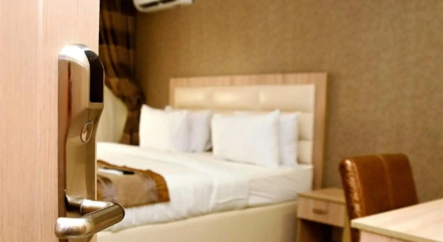 H9 Suites